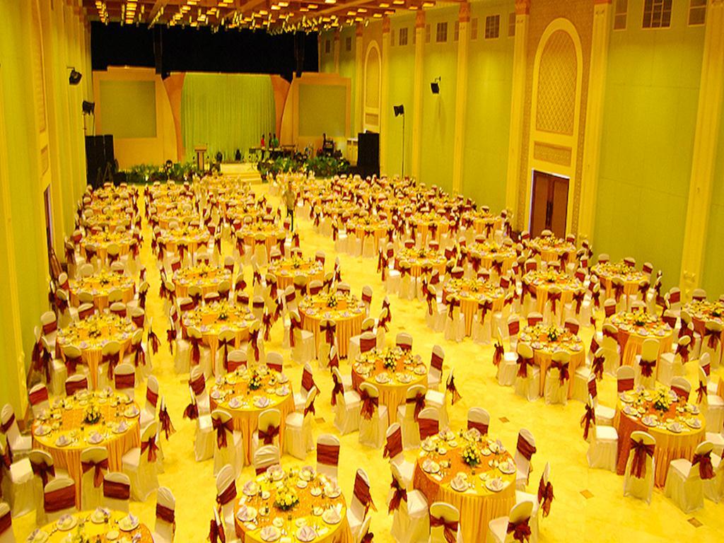 Mesra Business & Resort Hotel Samarinda Esterno foto