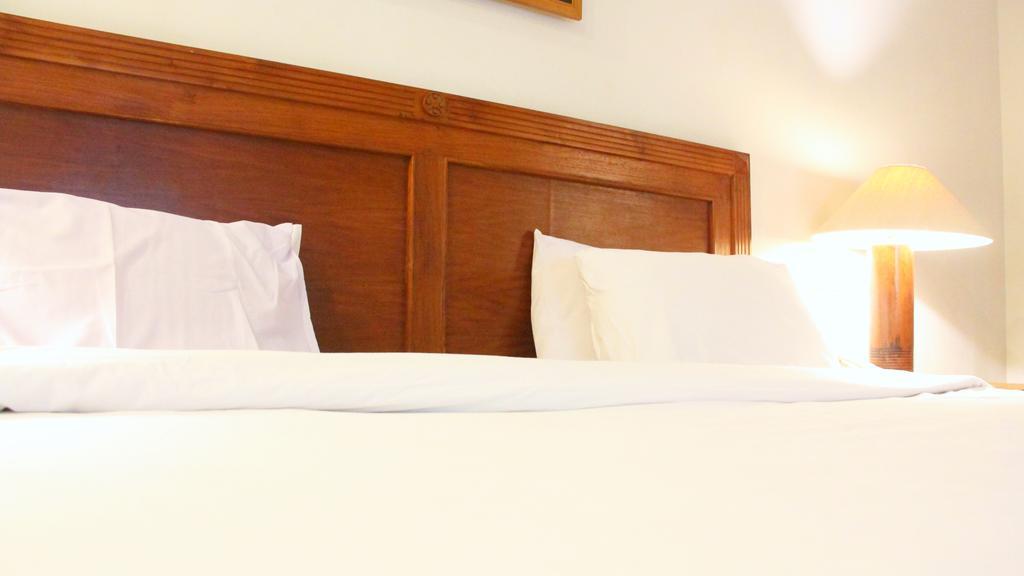 Mesra Business & Resort Hotel Samarinda Esterno foto