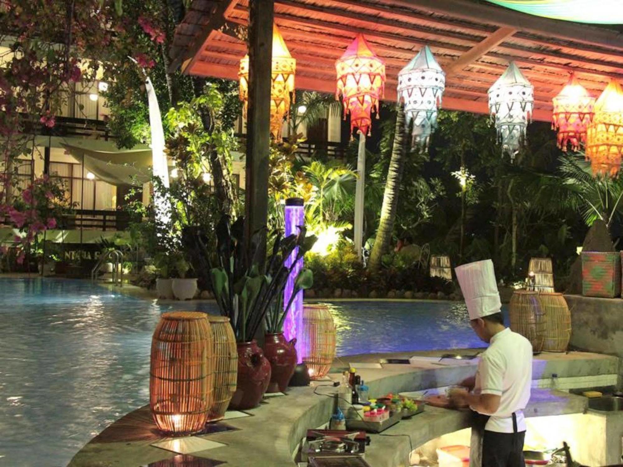Mesra Business & Resort Hotel Samarinda Esterno foto